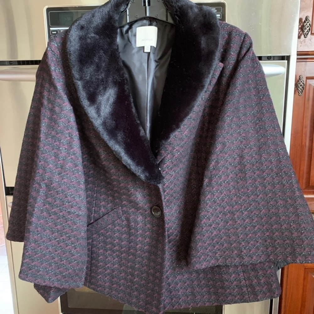 Sejour Tweed Cropped Cape Jacket 14W